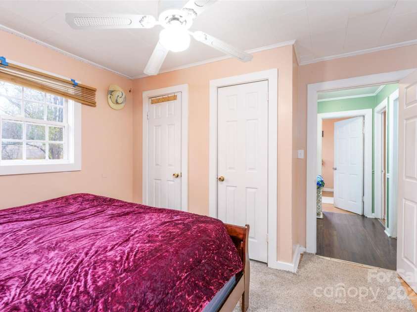 2703 Glendale Avenue, Kannapolis, NC 28081.  MLS# CAR4329348, YatesRealty ID 3266. 