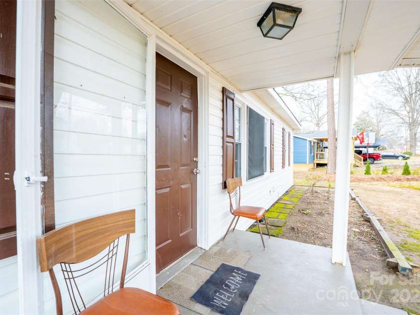 2703 Glendale Avenue, Kannapolis, NC 28081.  MLS# CAR4329348, YatesRealty ID 3266. 