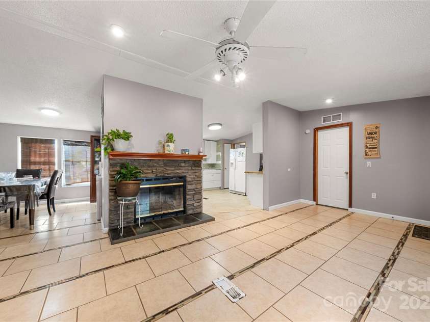 2831 Forbes Road, Gastonia, NC 28056.  MLS# CAR4239686, YatesRealty ID 3266. 