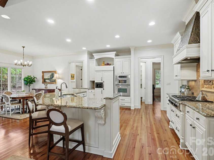 508 Hideaway Ridge Court, Matthews, NC 28105.  MLS# CAR4391252, YatesRealty ID 32660. 