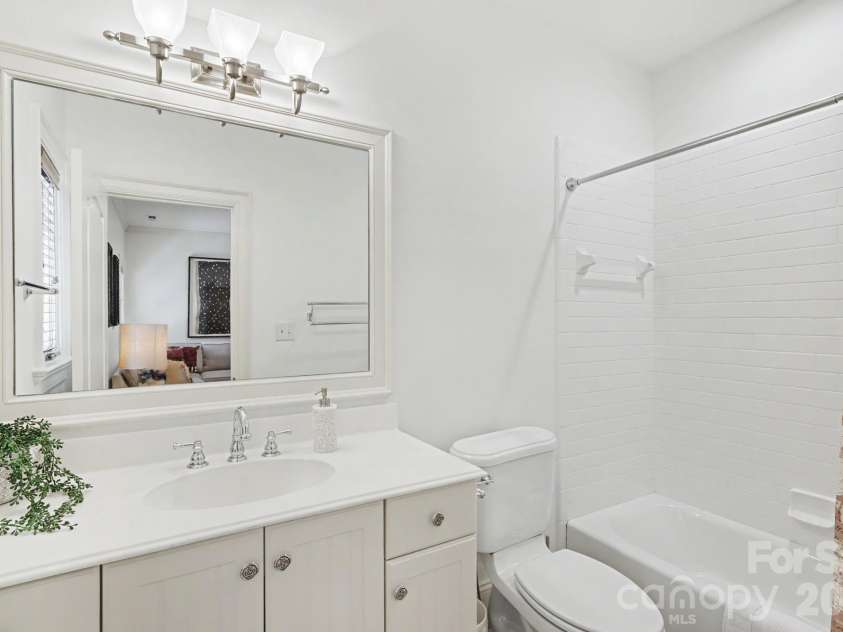 508 Hideaway Ridge Court, Matthews, NC 28105.  MLS# CAR4391252, YatesRealty ID 32660. 