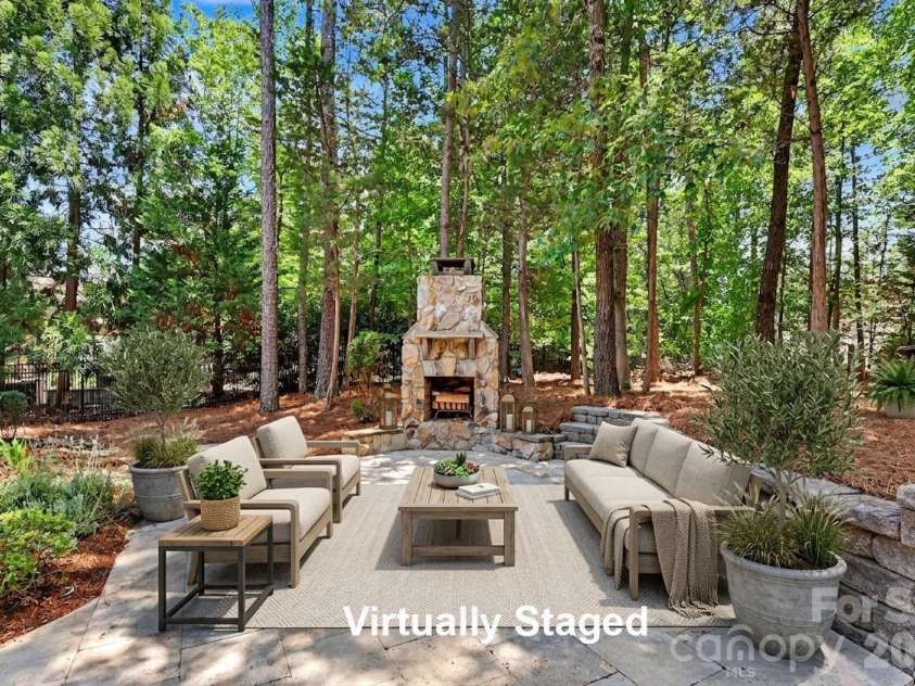 508 Hideaway Ridge Court, Matthews, NC 28105.  MLS# CAR4391252, YatesRealty ID 32660. 