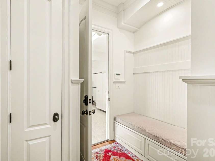508 Hideaway Ridge Court, Matthews, NC 28105.  MLS# CAR4391252, YatesRealty ID 32660. Drop zone by laundry/kitchen