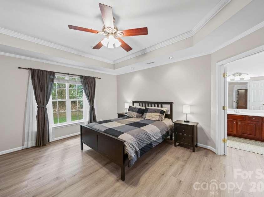 412 Amersham Lane, Waxhaw, NC 28173.  MLS# CAR4392451, YatesRealty ID 32662. 