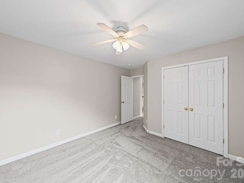 412 Amersham Lane, Waxhaw, NC 28173.  MLS# CAR4392451, YatesRealty ID 32662. 