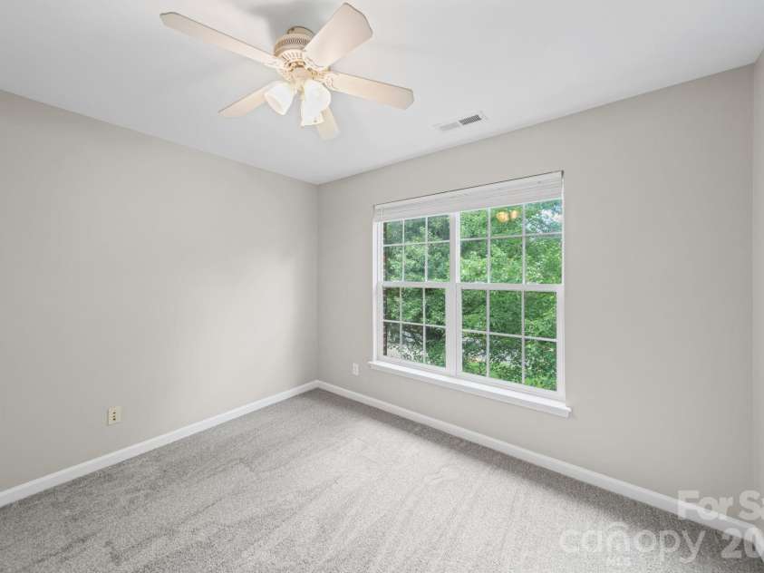 412 Amersham Lane, Waxhaw, NC 28173.  MLS# CAR4392451, YatesRealty ID 32662. 