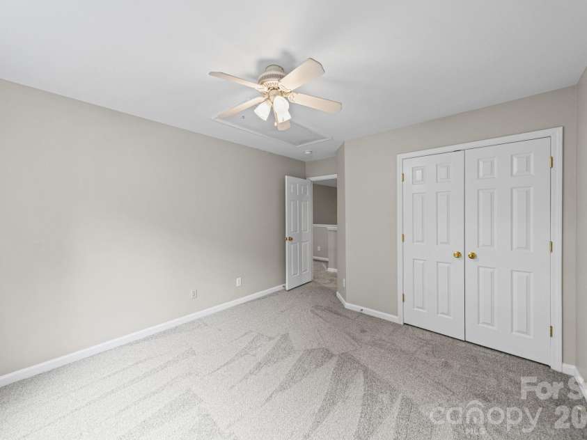412 Amersham Lane, Waxhaw, NC 28173.  MLS# CAR4392451, YatesRealty ID 32662. 