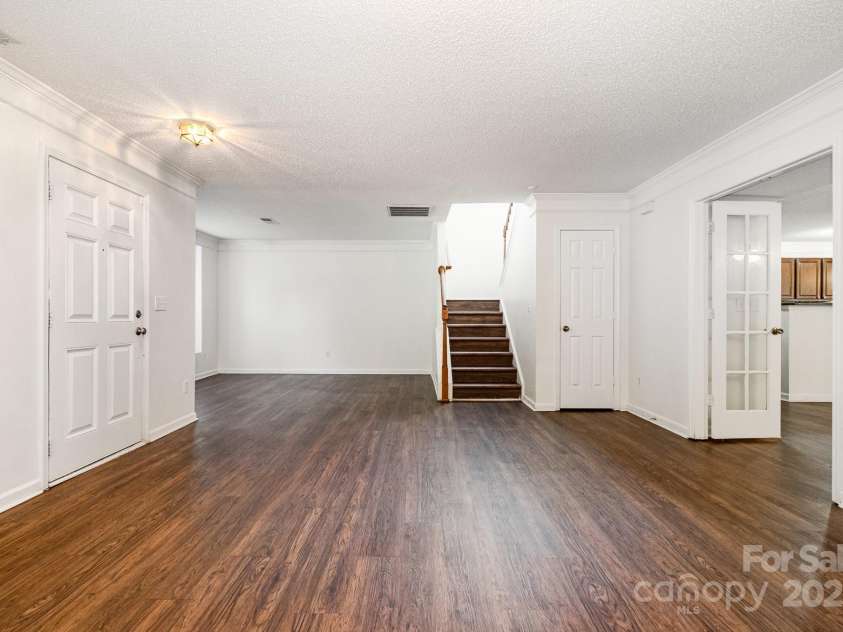 7541 Brookwood Valley Lane, Mint Hill, NC 28227.  MLS# CAR4277261, YatesRealty ID 32662. 