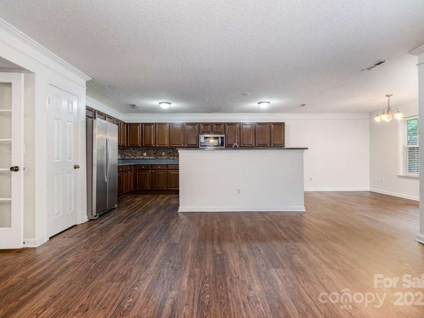 7541 Brookwood Valley Lane, Mint Hill, NC 28227.  MLS# CAR4277261, YatesRealty ID 32662. 