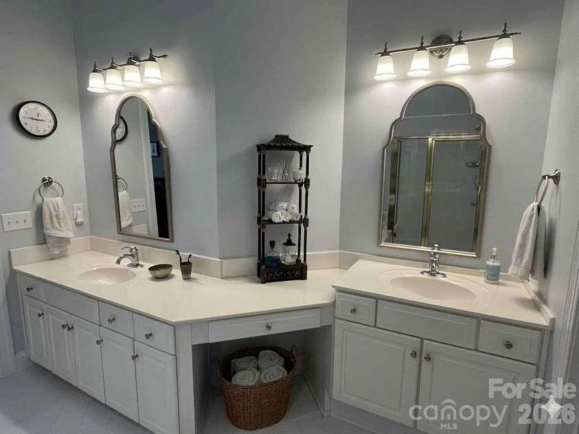 10300 Lady Grace Lane, Charlotte, NC 28270.  MLS# CAR4396007, YatesRealty ID 32664. 