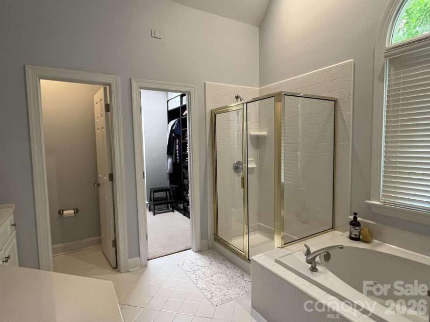 10300 Lady Grace Lane, Charlotte, NC 28270.  MLS# CAR4396007, YatesRealty ID 32664. 