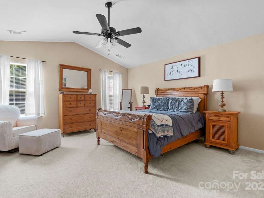 1409 River Run Road, Lowell, NC 28098.  MLS# CAR4292912, YatesRealty ID 32664. 