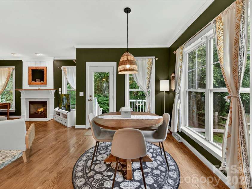 7553 Thorn Creek Lane, Tega Cay, SC 29708.  MLS# CAR4389112, YatesRealty ID 32665. 