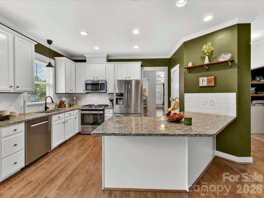7553 Thorn Creek Lane, Tega Cay, SC 29708.  MLS# CAR4389112, YatesRealty ID 32665. 