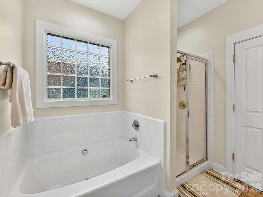 7553 Thorn Creek Lane, Tega Cay, SC 29708.  MLS# CAR4389112, YatesRealty ID 32665. 