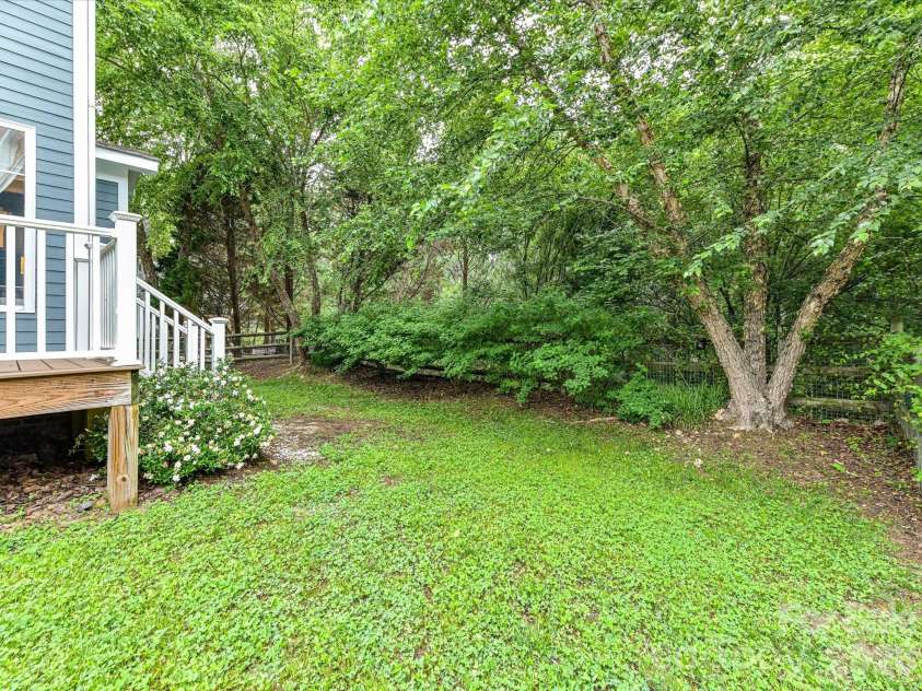 7553 Thorn Creek Lane, Tega Cay, SC 29708.  MLS# CAR4389112, YatesRealty ID 32665. 