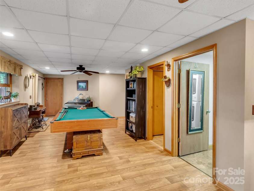 346 Wendy Way, Clyde, NC 28721.  MLS# CAR4289495, YatesRealty ID 32667. 