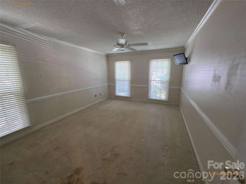 7513 Red Oak Lane, Charlotte, NC 28226.  MLS# CAR4394321, YatesRealty ID 32667. 