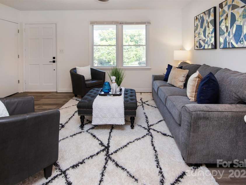 403 Murdock Circle, Shelby, NC 28150.  MLS# CAR4293263, YatesRealty ID 32668. 