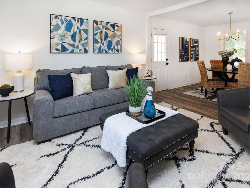 403 Murdock Circle, Shelby, NC 28150.  MLS# CAR4293263, YatesRealty ID 32668. 