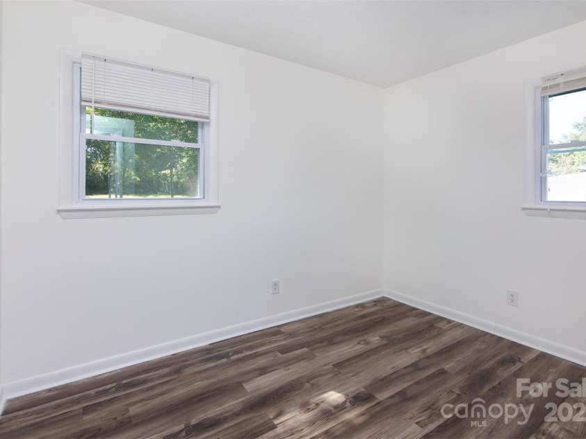 403 Murdock Circle, Shelby, NC 28150.  MLS# CAR4293263, YatesRealty ID 32668. 