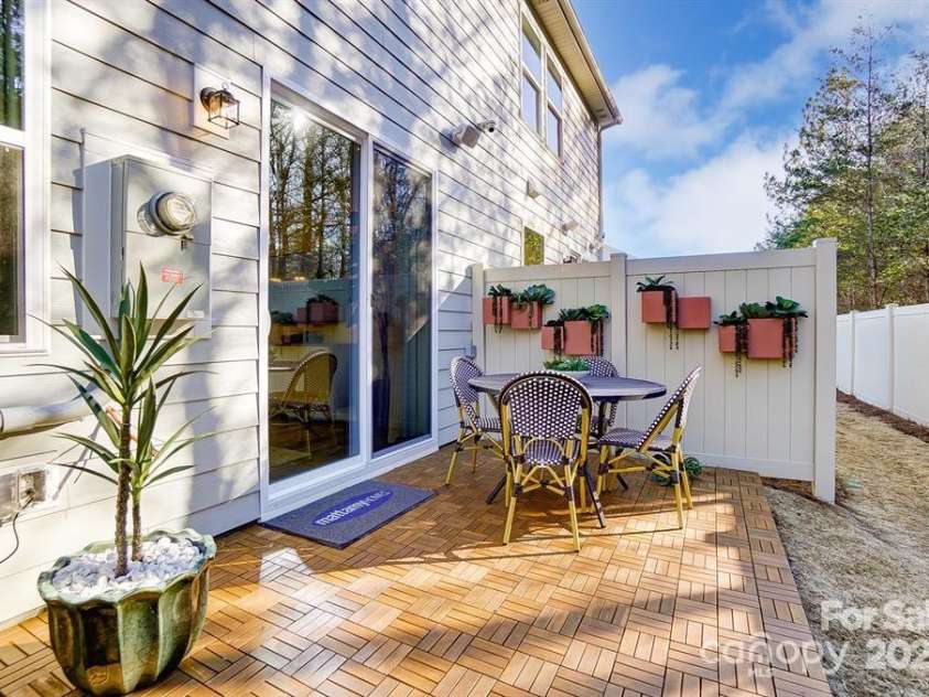 644 Cassidy Court, Clover, SC 29710.  MLS# CAR4293282, YatesRealty ID 32669. 