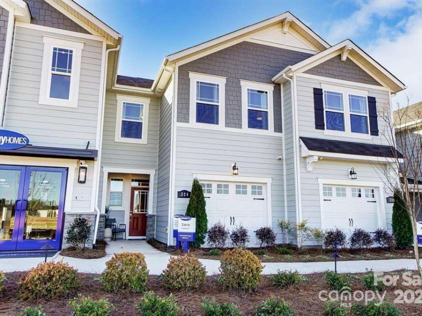 644 Cassidy Court, Clover, SC 29710.  MLS# CAR4293282, YatesRealty ID 32669. Pictures are of the model, which is very similar to the home under construction.