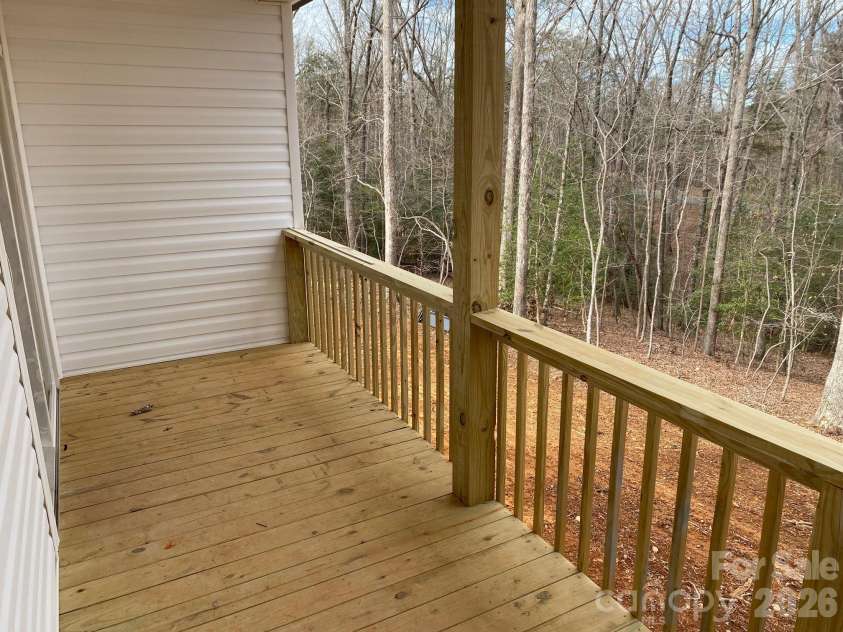 128 Hedgeline Drive, Troy, NC 27371.  MLS# CAR4338072, YatesRealty ID 3267. 