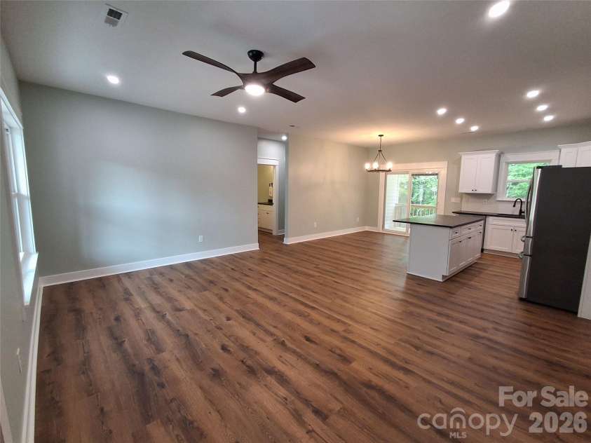 128 Hedgeline Drive, Troy, NC 27371.  MLS# CAR4338072, YatesRealty ID 3267. Open Floor