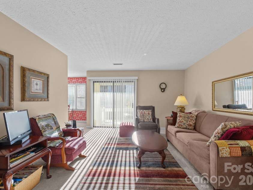 43 Nazarene Way, Waynesville, NC 28785.  MLS# CAR4317413, YatesRealty ID 3267. 