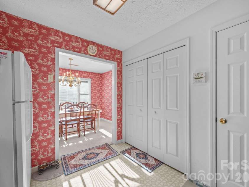 43 Nazarene Way, Waynesville, NC 28785.  MLS# CAR4317413, YatesRealty ID 3267. 