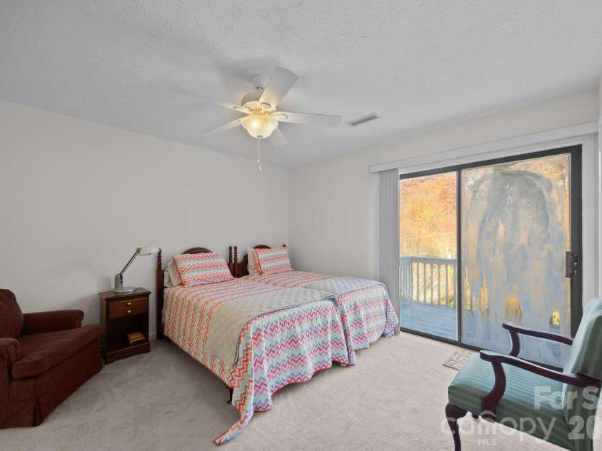 43 Nazarene Way, Waynesville, NC 28785.  MLS# CAR4317413, YatesRealty ID 3267. 