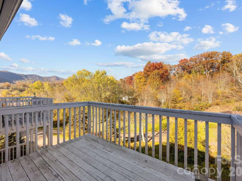 43 Nazarene Way, Waynesville, NC 28785.  MLS# CAR4317413, YatesRealty ID 3267. 