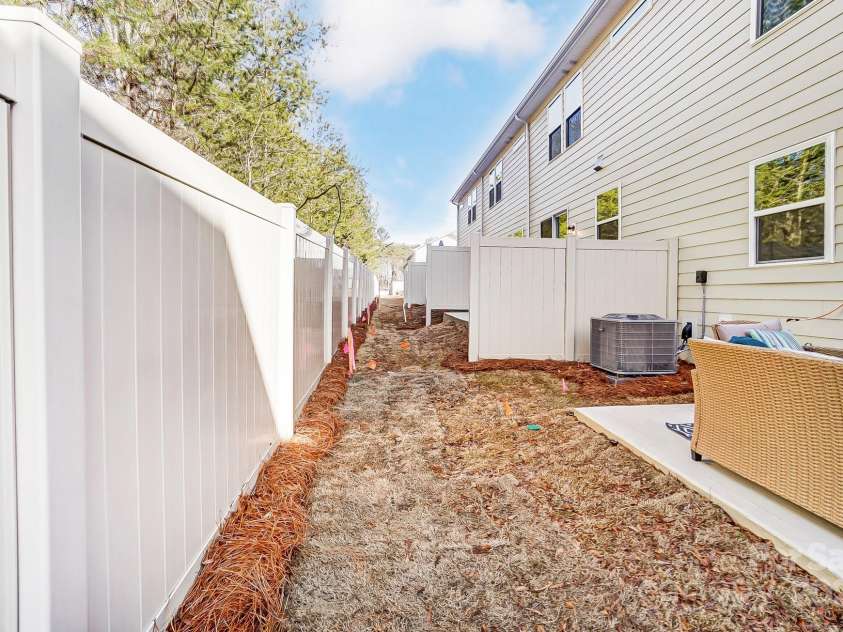 648 Cassidy Court, Clover, SC 29710.  MLS# CAR4293295, YatesRealty ID 32670. 