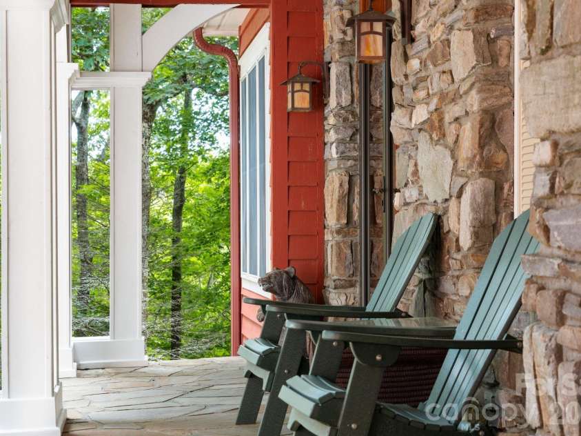 108 Flame Azalea Drive, Swannanoa, NC 28778.  MLS# CAR4394278, YatesRealty ID 32671. 
