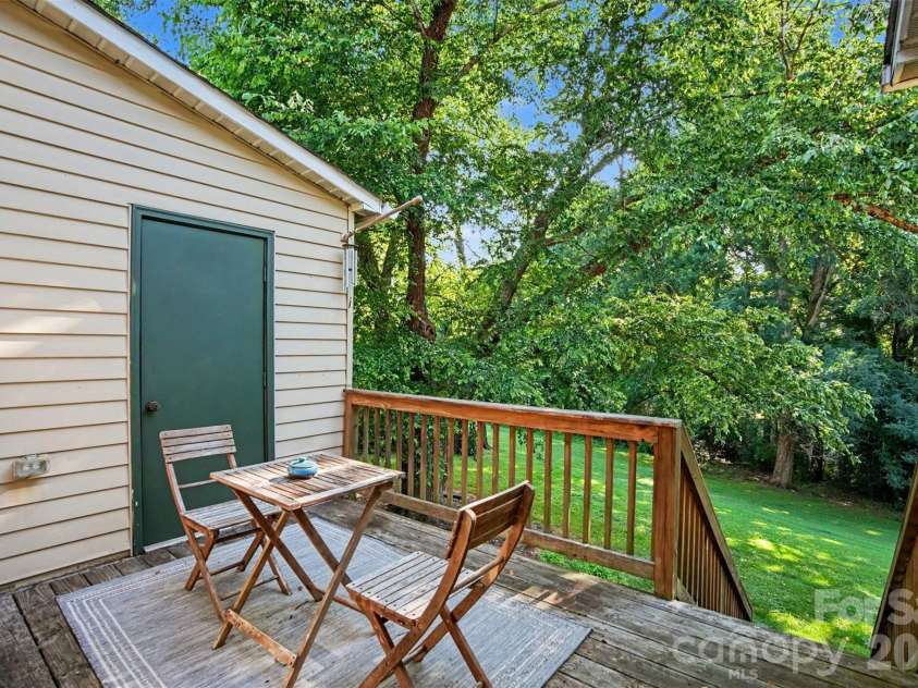 1535 South Point Road, Belmont, NC 28012.  MLS# CAR4396717, YatesRealty ID 32672. 