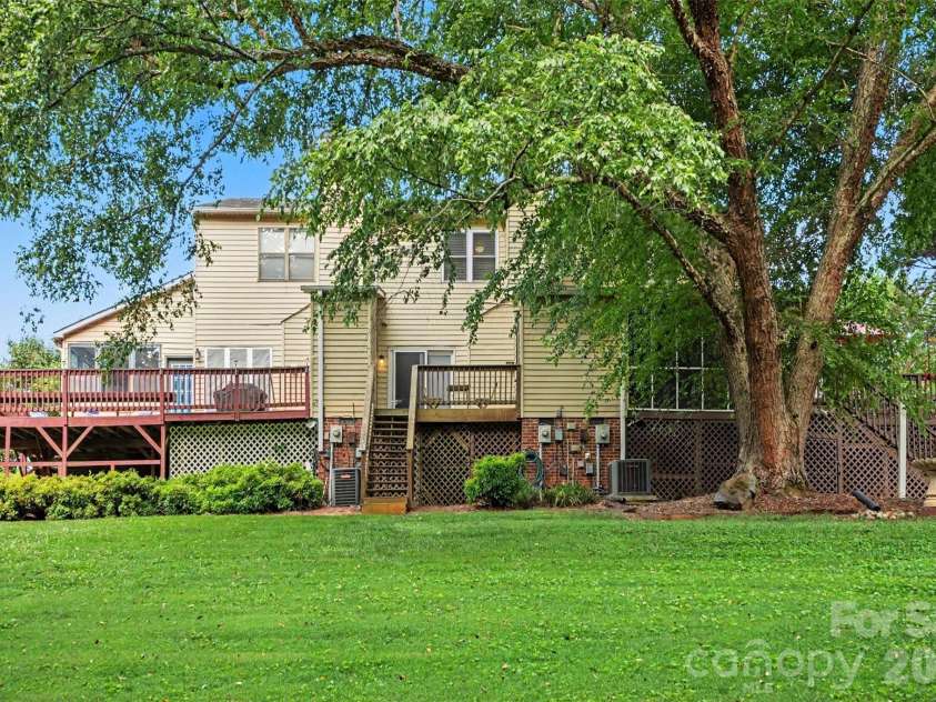 1535 South Point Road, Belmont, NC 28012.  MLS# CAR4396717, YatesRealty ID 32672. 