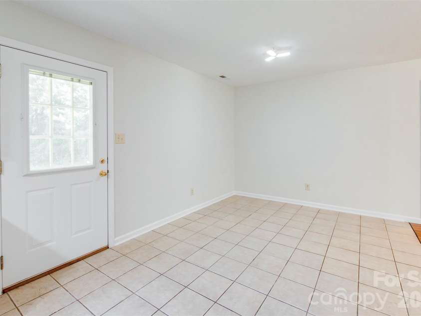 386 Sutton Springs Road, York, SC 29745.  MLS# CAR4395604, YatesRealty ID 32673. 