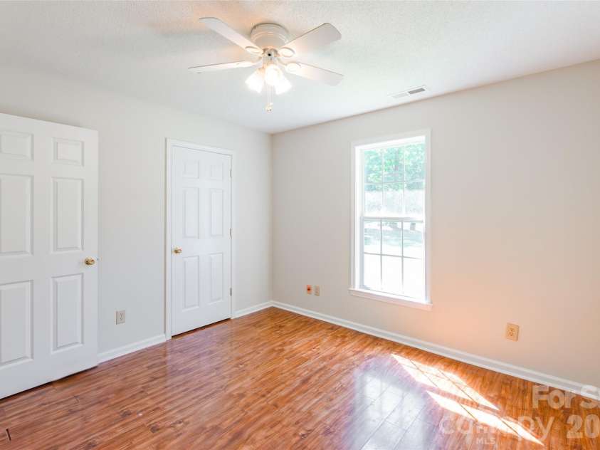386 Sutton Springs Road, York, SC 29745.  MLS# CAR4395604, YatesRealty ID 32673. 