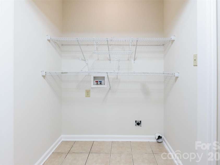 386 Sutton Springs Road, York, SC 29745.  MLS# CAR4395604, YatesRealty ID 32673. 