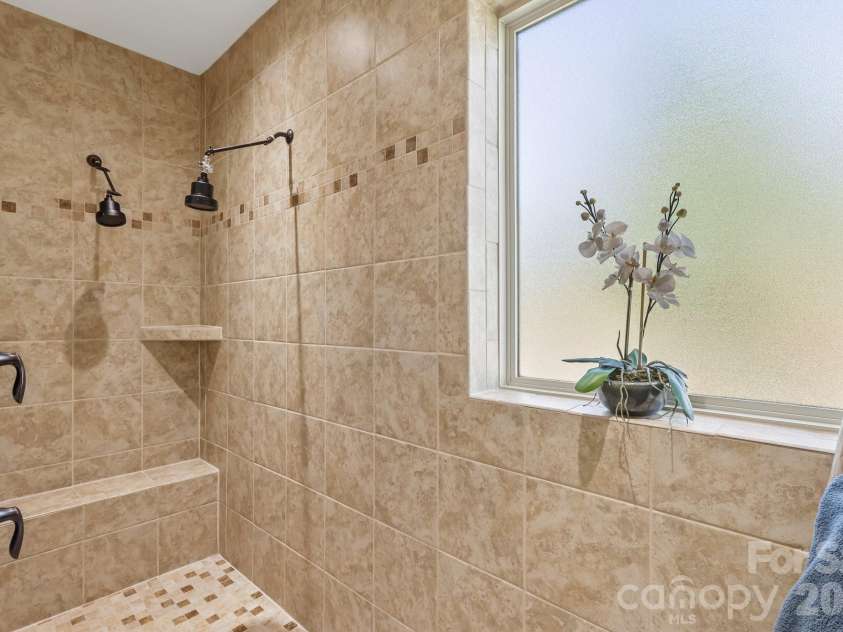 4094 Henshaw Road, Waxhaw, NC 28173.  MLS# CAR4392111, YatesRealty ID 32674. 