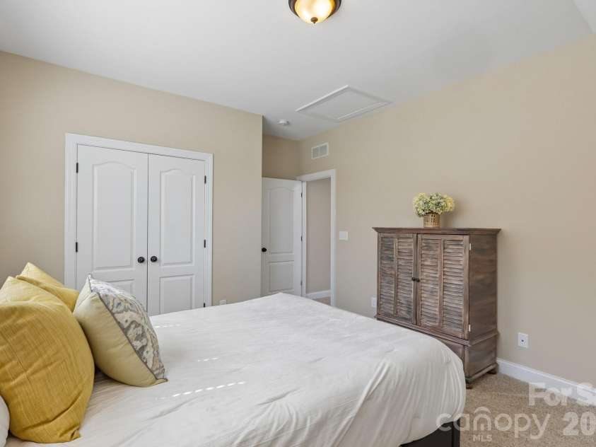 4094 Henshaw Road, Waxhaw, NC 28173.  MLS# CAR4392111, YatesRealty ID 32674. 