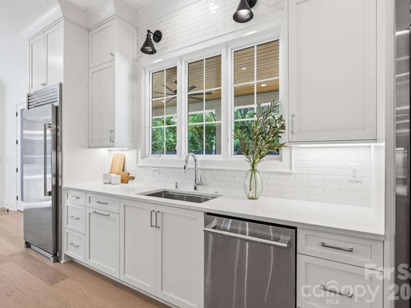 235 Jetton Street, Davidson, NC 28036.  MLS# CAR4391336, YatesRealty ID 32675. 