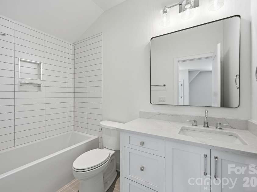 235 Jetton Street, Davidson, NC 28036.  MLS# CAR4391336, YatesRealty ID 32675. 