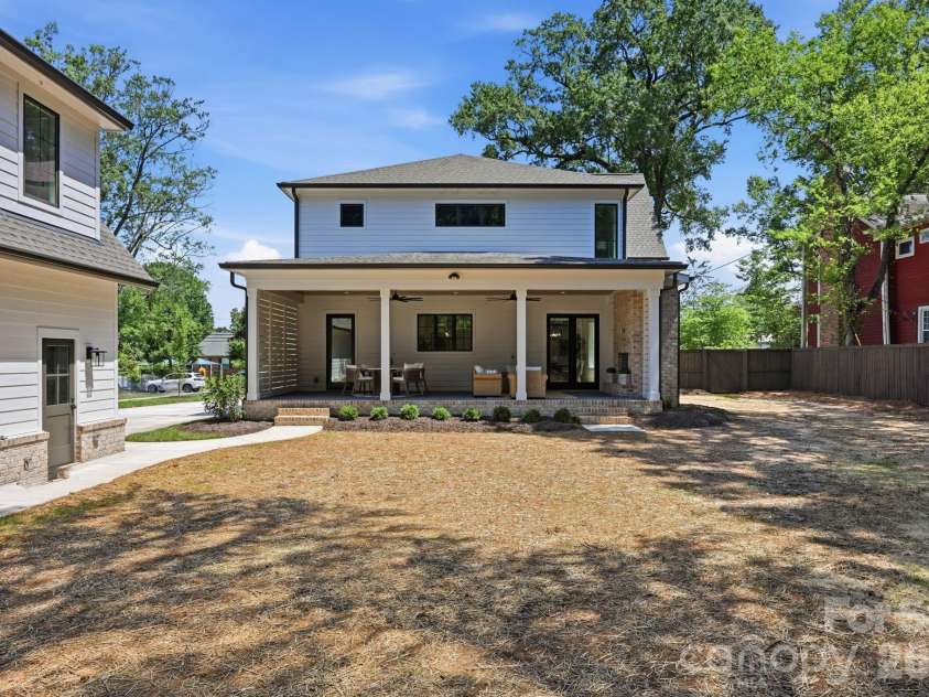 235 Jetton Street, Davidson, NC 28036.  MLS# CAR4391336, YatesRealty ID 32675. 