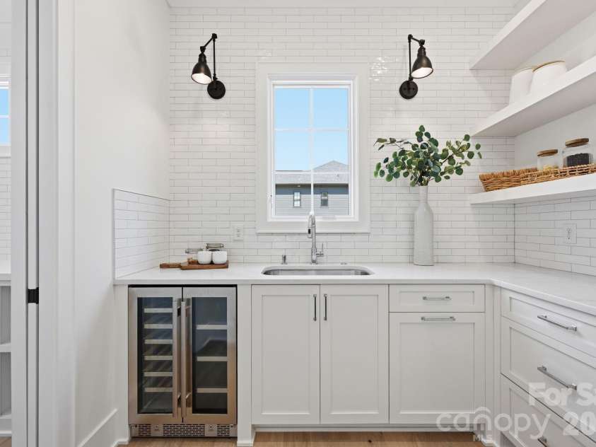 235 Jetton Street, Davidson, NC 28036.  MLS# CAR4391336, YatesRealty ID 32675. Scullery