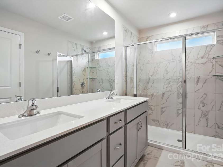 636 Cassidy Court, Clover, SC 29710.  MLS# CAR4293342, YatesRealty ID 32677. 