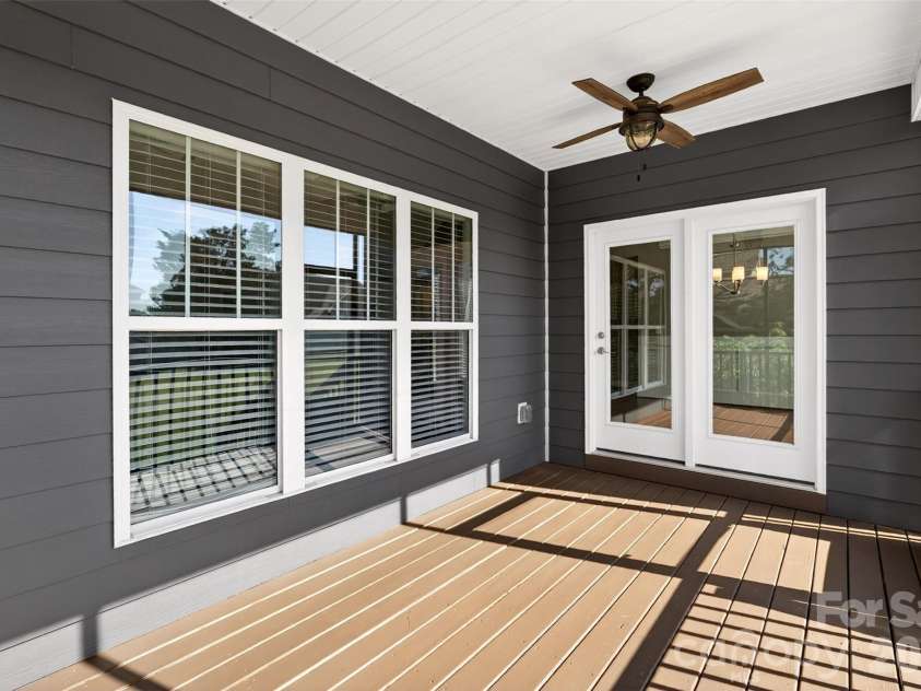 415 Pendernale Drive, Moore, SC 29369.  MLS# CAR4383929, YatesRealty ID 32678. 