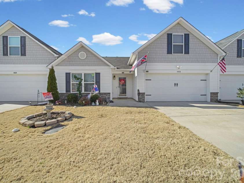 1456 Amberlight Circle, Salisbury, NC 28144.  MLS# CAR4340643, YatesRealty ID 3268. 