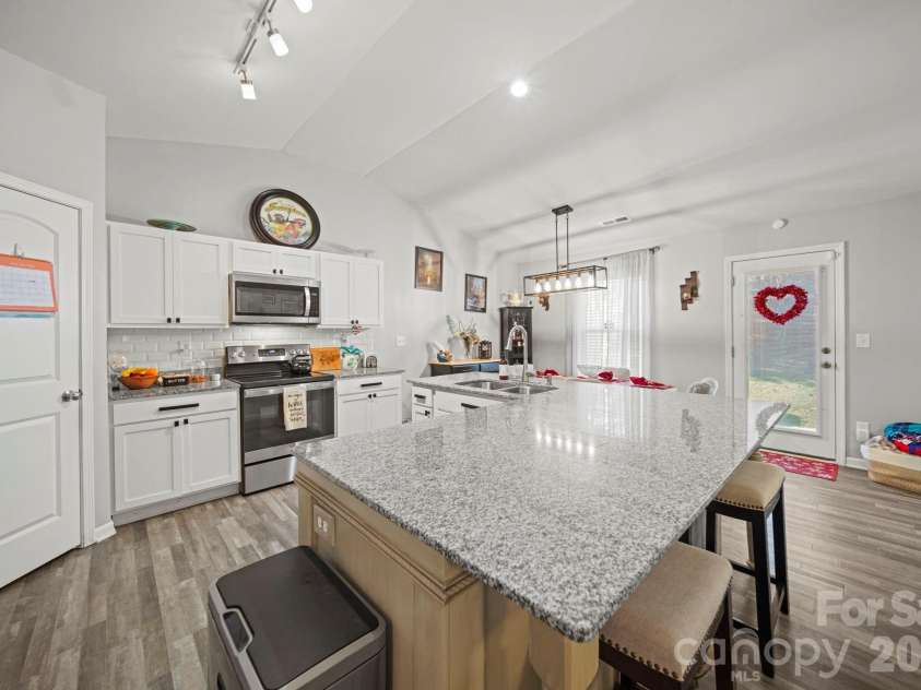 1456 Amberlight Circle, Salisbury, NC 28144.  MLS# CAR4340643, YatesRealty ID 3268. 